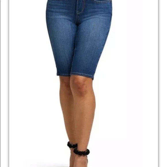 NYDJ Pants - NYDJ curves Sz 26W boost Bermuda denim Jean shorts